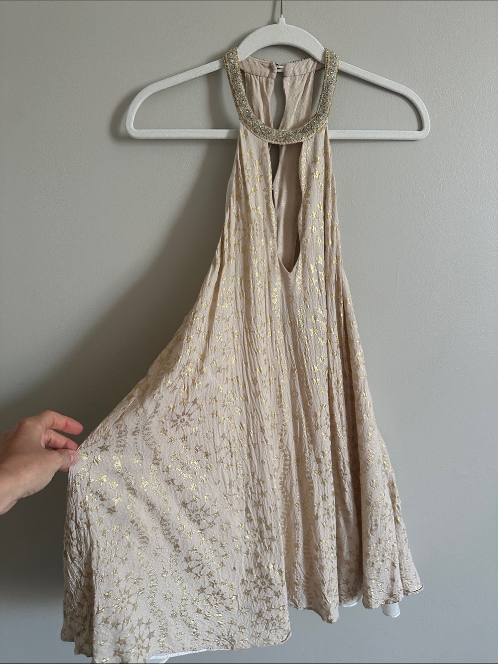 Kimchi Blue Gold Sequin Halter Mini Dress - Picture 4 of 9